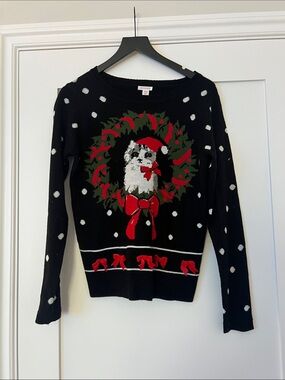 Xhilaration Black Crewneck Holiday Sweater with Kitten Wreath and Red Accents